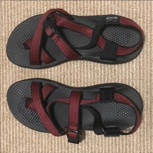 Chaco Size 7